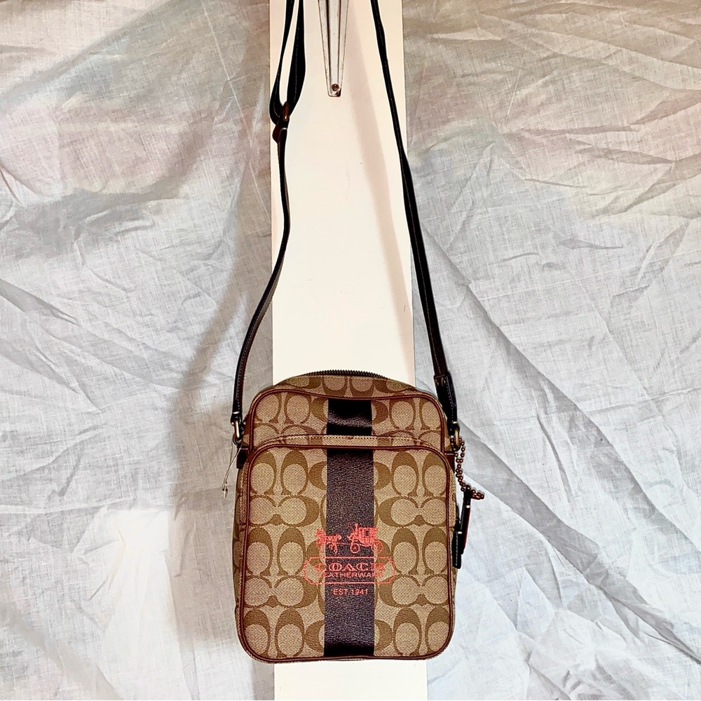 Coach 70078 NEVER USED Tan and Brown Signature Messenger Bag